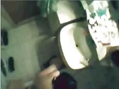 প্লাগ সঙ্গে পুরুষদের ...