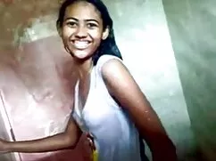 মেয়েদের হস্তমৈথুন অ ...
