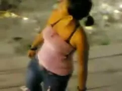 বড় সুন্দরী মহিলা, স ...